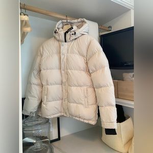 Aritzia The Super Puff Matte Pearl